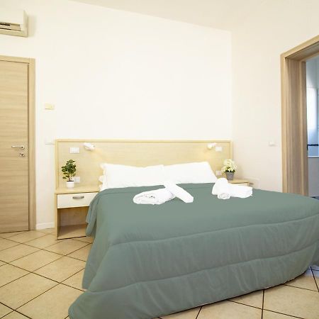Athena Rooms - Parcheggio Privato Bolonia Exterior foto
