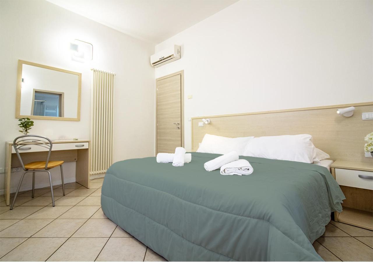 Athena Rooms - Parcheggio Privato Bolonia Exterior foto